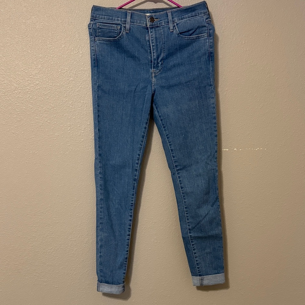 Levi's Women's Blue Skinny Jeans